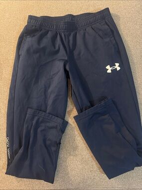 5/$15- Under Armour Kids Navy Blue Performance Joggers